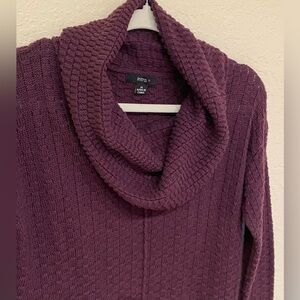 Intro. Women’s Long Purple Cowl Neck Knit Sweater Size M